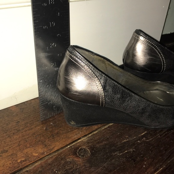 COPY - Ann Klein Pewter Wedge - Picture 2 of 3